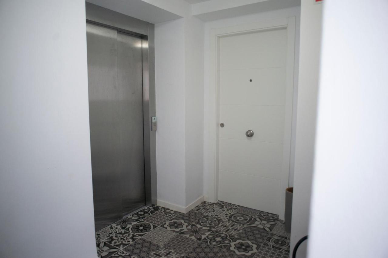 Apartamento El Tanguillo Little Apartments Cadiz Dış mekan fotoğraf