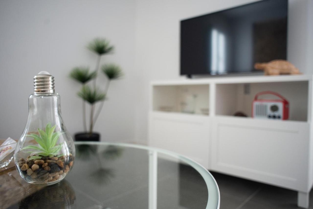 Apartamento El Tanguillo Little Apartments Cadiz Dış mekan fotoğraf
